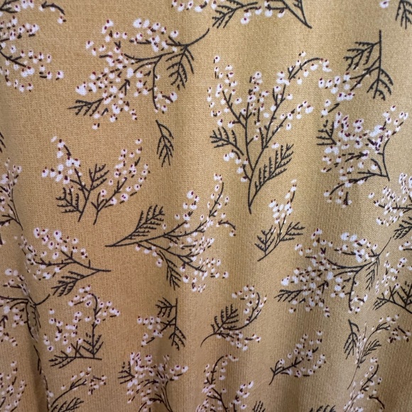 SHEIN Dress. Size L (8/10) Long, mustard colour. Excellent condition - Picture 3 of 5